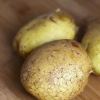 Bak 'n aartappel in die mikrogolf