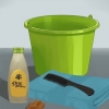 Een kleine hond wassen