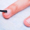 Jy nagels vinniger laat groei en jy hande sag hou