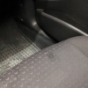 Vet en olie uit jou auto-interieur kry