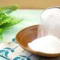 Maak 'n fisiologiese soutoplossing