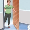 Jy kat leer die toilet om te gebruik