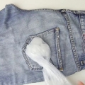 Verwyder kougom uit jeans