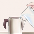 Koffie sit in 'n perkolator
