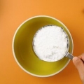 Maak slym met koeksoda