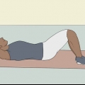 Doen side crunches