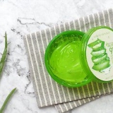 Hoe om aloe vera sjampoe te maak