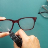 Herstel gekrapte lense