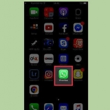 Soek boodskappe in whatsapp