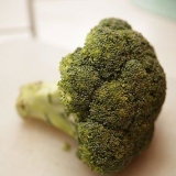 Broccoli bevat