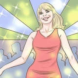 Dans sonder om jouself in die verleentheid te stel