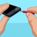 Verwyder die battery van jou iphone
