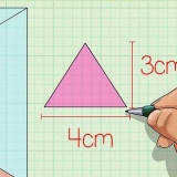 Bereken die volume van 'n driehoekige prisma