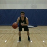 Doen 'n crossover wanneer jy basketbal speel