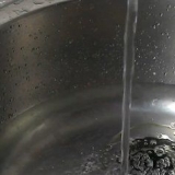 Verwyder 'n etiket uit 'n pot