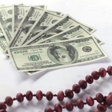 Maak 'n hawaiian money garland