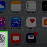 Hoe om 'n sim-kaart op 'n iphone te ontsluit