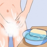 Invoeging van 'n vaginale setpil