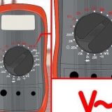Gebruik 'n voltmeter