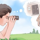 Laat 'n vriend in die geheim in jou huis in