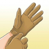 Maak 'n vuur in jou hand