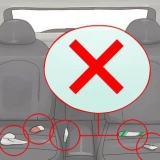 Die interieur van je auto reinigen met sjampoe
