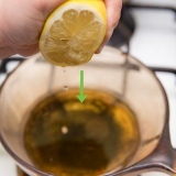 Hoesstroop maak met suurlemoensap
