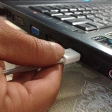 Sinkroniseer jou iphone met itunes