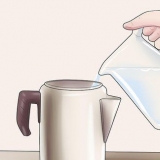 Koffie sit in 'n perkolator