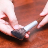 Maak make-up borsels skoon