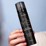Gebruik make-up spuit