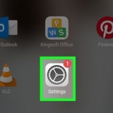Op android, maak youtube-video's in die toepassing oop