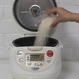 Ryst koken in 'n rystkoker