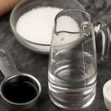 Zoetzure saus maak