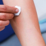 Laat 'n tydelike tatoeëermerk langer hou