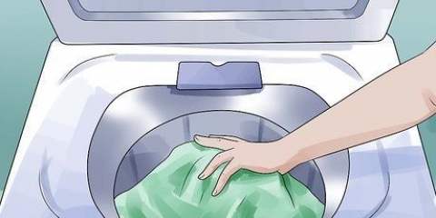 Raak ontslae van 'n urine reuk