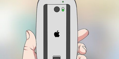 Die vervanging van batterye op 'n apple magic mouse