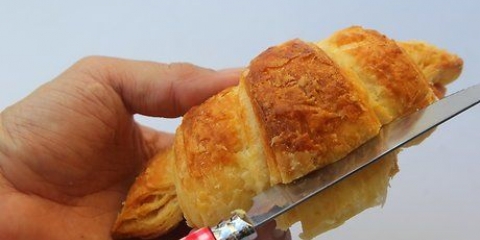Warm croissants op