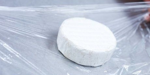 Verwyder brie se kors