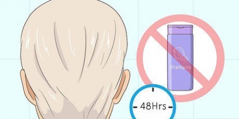 Deur blondeermiddel beschadigd haar herstellen