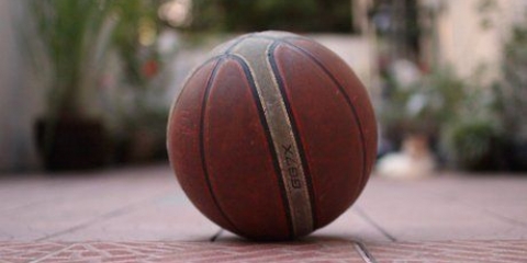 Draai 'n basketbal op jou vinger