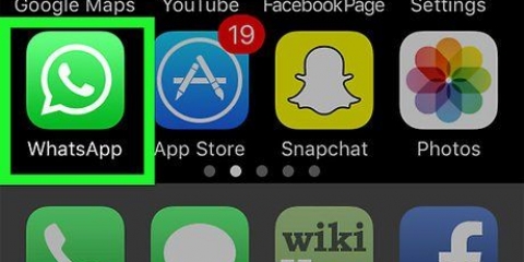Stuur 'n boodskap aan verskeie kontakte op whatsapp