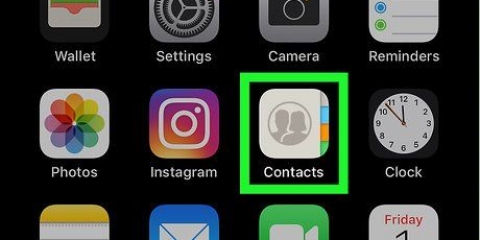Vee 'n kontak uit whatsapp uit