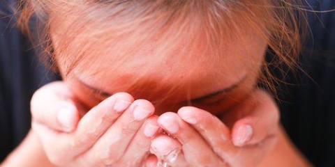 Behandeling van droë gesigvel