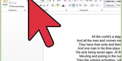 Skep jou eie kop- of voetskrif in word