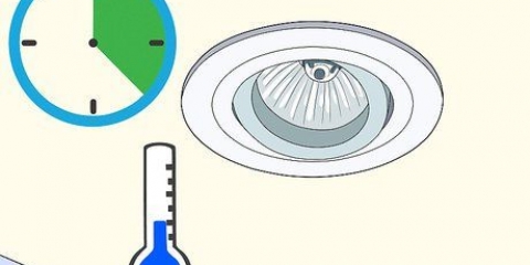 Verandering van 'n lamp met ingeboude beligting