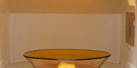 Een omelet maak in die magnetron
