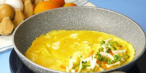 Draai 'n omelet om