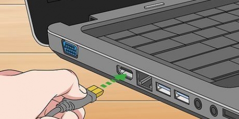 Koppel 'n rekenaar aan 'n tv via hdmi