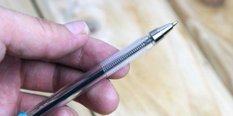 Maak 'n pyp uit 'n pen